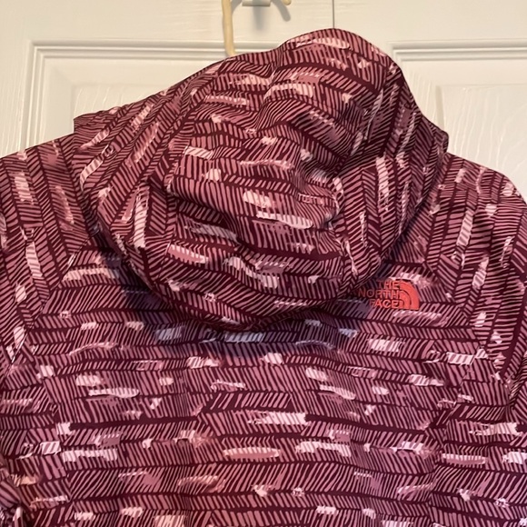 The North Face Jacket Purple/pink Novelty Venture Rain Jacket Hood Sz Small - Picture 7 of 13